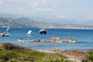 kayak-cannes-location-kayak-seafirst-ile de lérins-antibes-esterel-beaulieu-alpes-maritimes-var-kayak de mer-kayak 06-kayak 83-kayak côte d'azur-sea kayak-Navigation ensemble en kayak